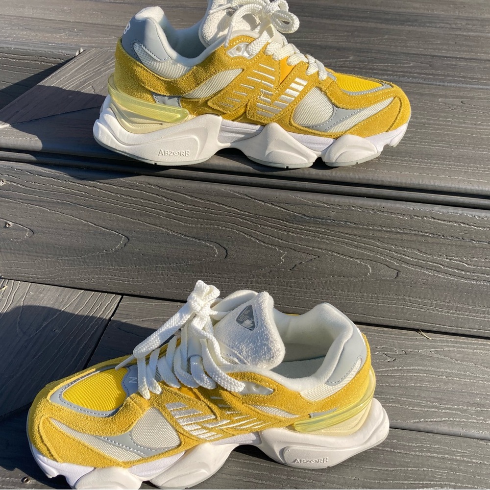 New Balance Yellow and White Sneakers 9060 - Picture 8 of 15